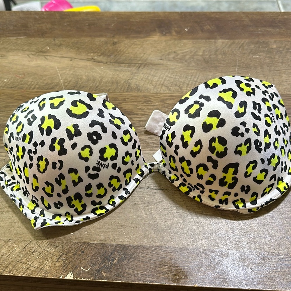 PINK Victoria’s Secret Bra